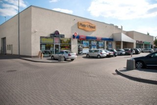 Super Market "Piotr i Paweł" - 1100 m